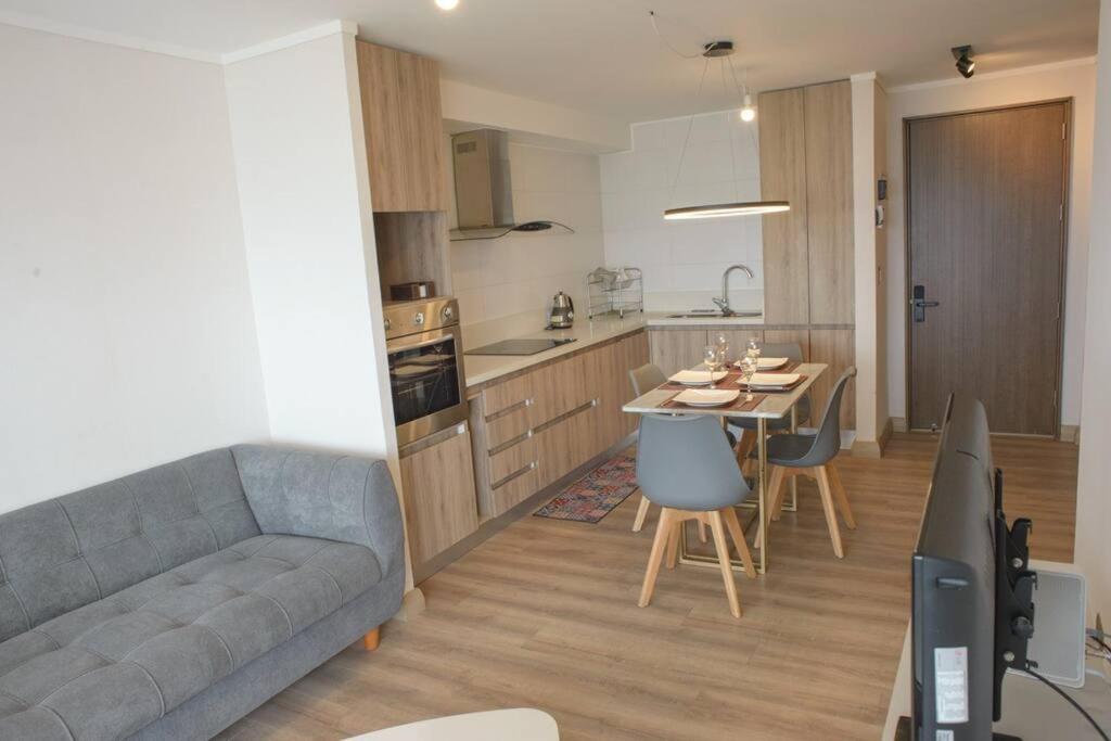 Apartamento Depto. Frente Al Mar En Vina