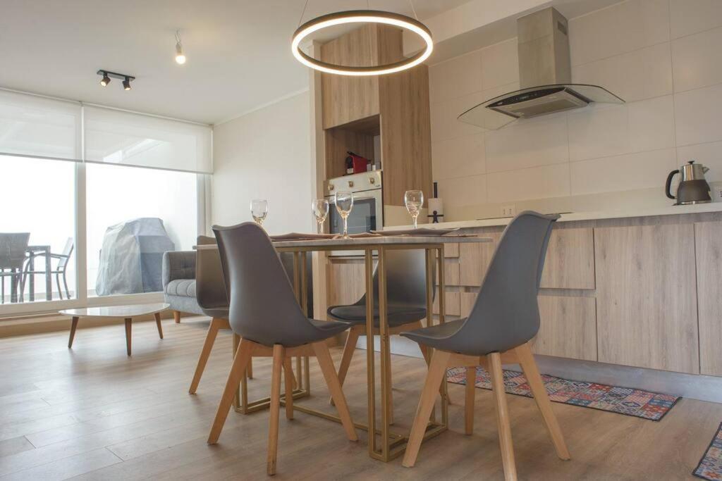 Apartamento Depto. Frente Al Mar En Vina