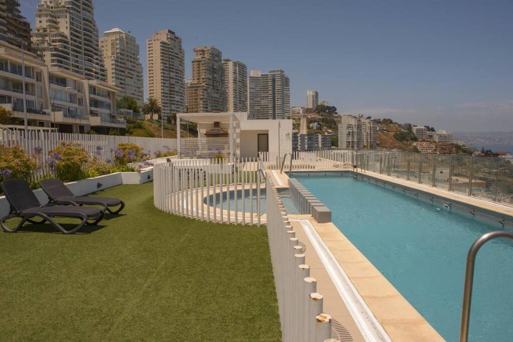 Apartamento Depto. Frente Al Mar En Vina Vina del Mar