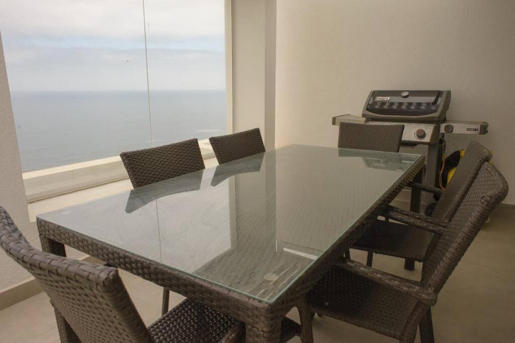 Apartamento Depto. Frente Al Mar En Vina *